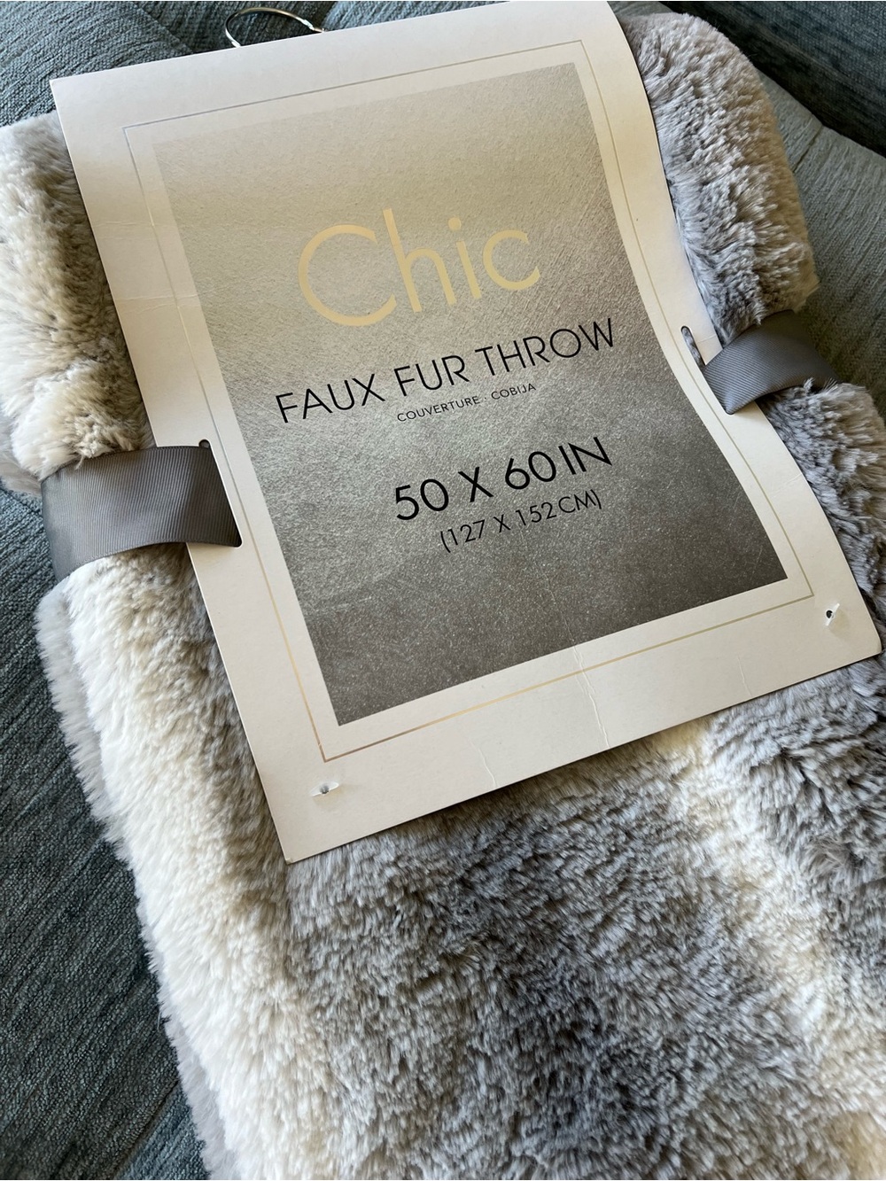 chic Faux Fur Throw - Gray and Cream